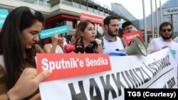 Sputnik Türkiye'de çalışanlar greve hazırlanıyor. 