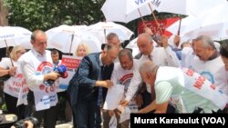 Ankara'da memurların protesto eylemi