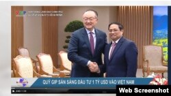 Ông Jim Yong Kim, Phó Chủ tịch quỹ Đối tác cơ sở hạ tầng toàn cầu (GIP) và Thủ tướng Việt Nam Phạm Minh Chính, ngày 17/4/2023.