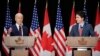 Prezidan Joe Biden pale pandan yon konferans pou lapres ak Premye Minis Kanadyen Justin Trudeau nan Ottawa, Kanada, 24 Mas, 2023. 