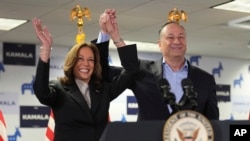 Kamala Harris'in eşi Doug Emhoff