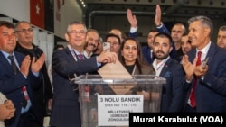 CHP Genel Başkanı Özgür Özel