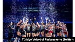 Türkiye Kadınlar A Milli Voleybol Takımı Milletler Ligi Şampiyonu oldu