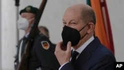 Chanselye Alman Olaf Scholz nan Berlin, Almay, Samdi 26 Fevriye, 2022. 