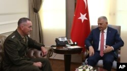 Amerika Genelkurmay Başkanı Dunford'ın Kasım ayı başında yaptığı ziyarette de ana gündem maddesi olarak Rakka operasyonu hazırlıkları konuşulmuştu.