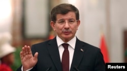 Ahmet Davutoğlu