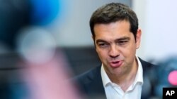 Yunanistan Başbakanı Alexis Tsipras tarafından sunulan yeni önerilerin Brüksel'de yarattığı olumlu hava beklenenden çok daha hızlı dağıldı.