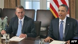 Başkan Obama Temcilciler Meclisi'nin Cumhuriyetçi Partili başkanı John Boehner'la