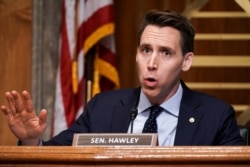 Cumhuriyetçi Partili Missouri Senatörü Josh Hawley